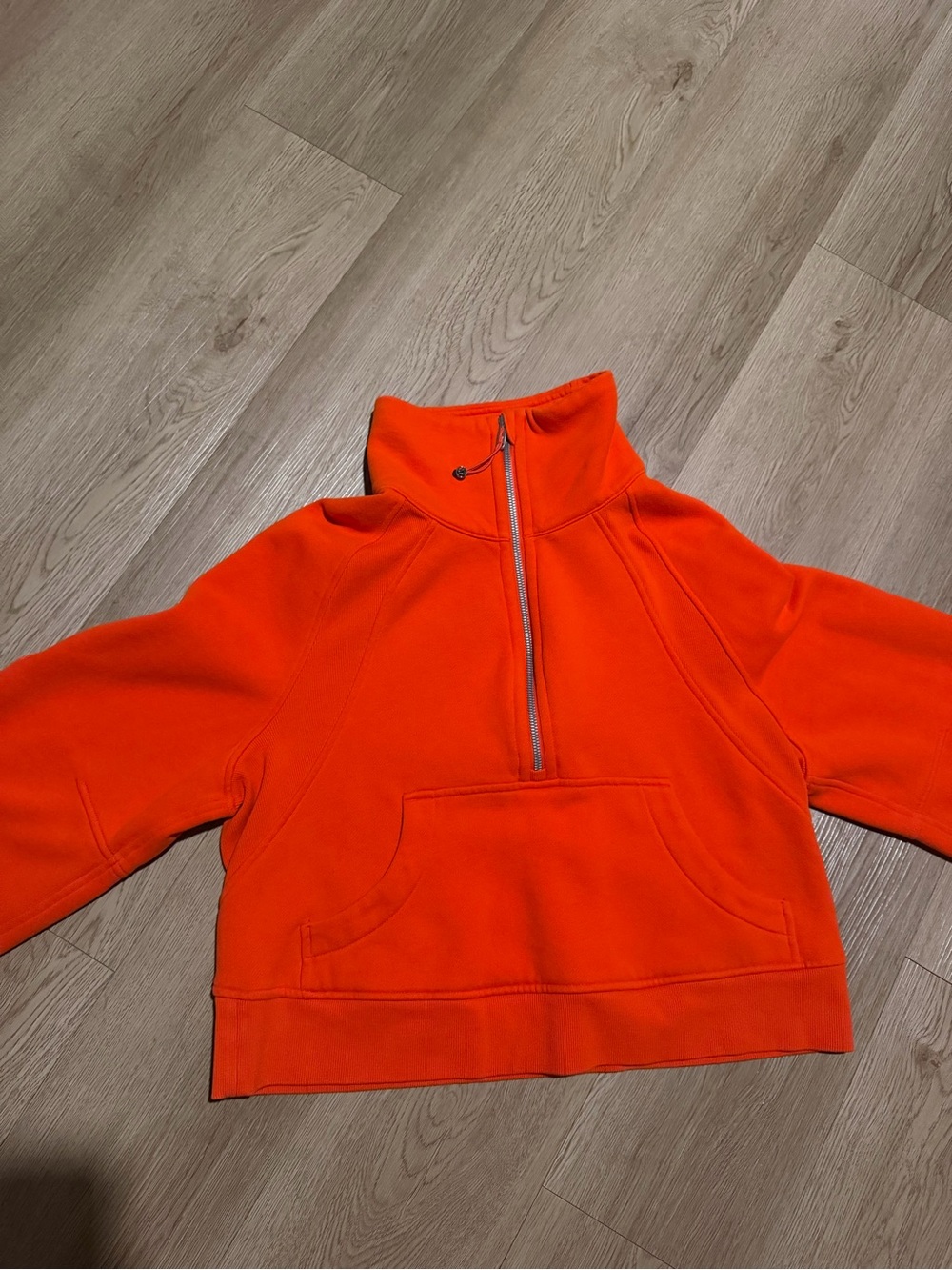 Lululemon Cropped half zip